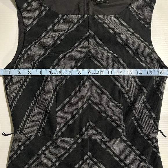 Le Chateau black and gray dress - Picture 11 of 11